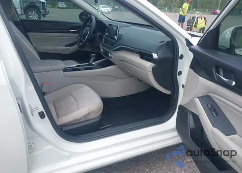 2019 Nissan Altima 2.5 S z USA, uszkodzony, nr VIN 1N4BL4BV2KC206752